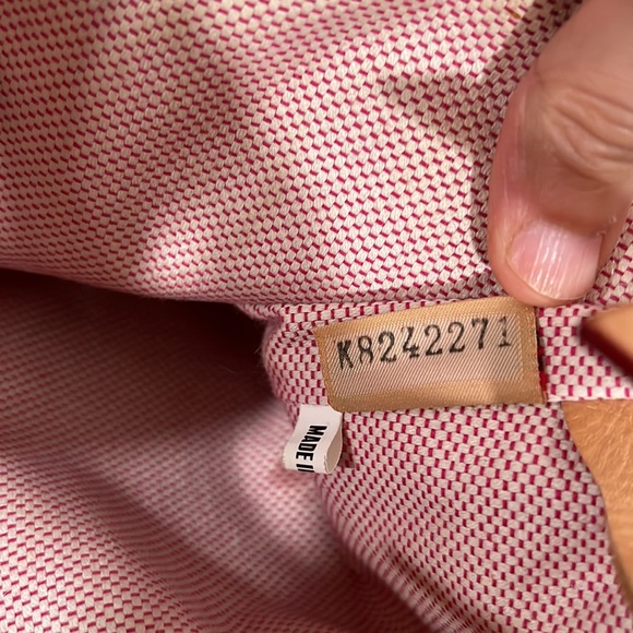 GUC beautiful Dooney & Bourke Handbag 👜 - Picture 9 of 17